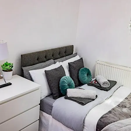 Roscoe House 4 Bedrooms Workstays Uk Casa de Férias Middlesbrough