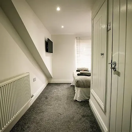 Roscoe House 4 Bedrooms Workstays Uk * 미들즈브러